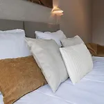 Cozy Budget W Shared Facilities Near Ferienhaus *