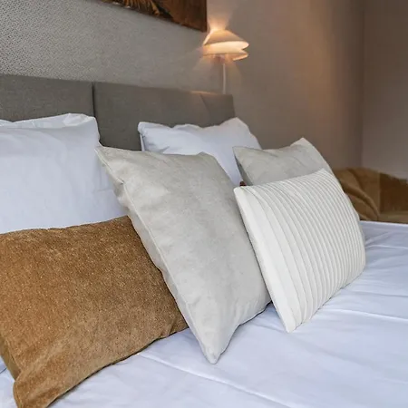Cozy Budget W Shared Facilities Near Σπίτι διακοπών *