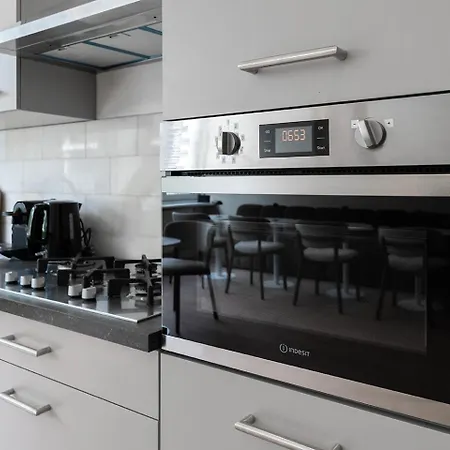 بيت للعطل Cozy Budget W Shared Facilities Near *