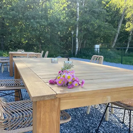 Casa vacanze Cozy Budget W Shared Facilities Near